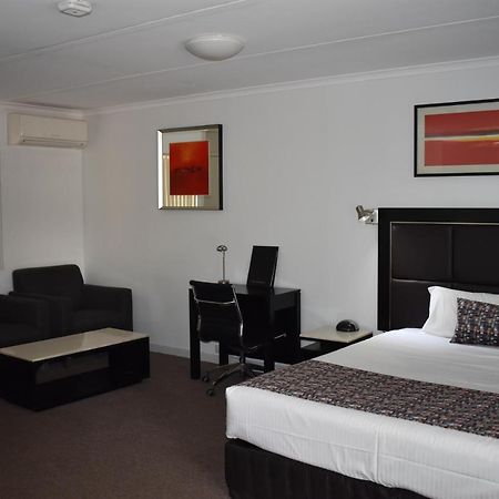 Peterborough Roundhouse Motel מראה חיצוני תמונה